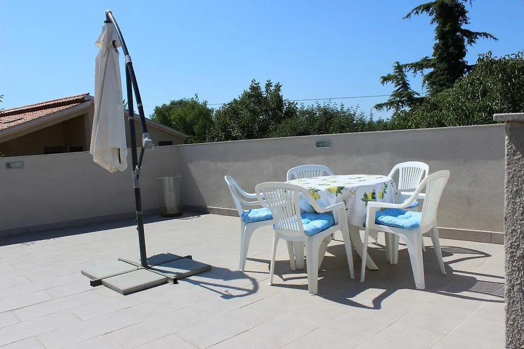 Apartments Pezic Pula